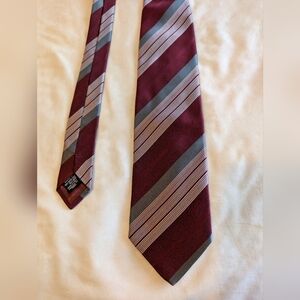 ARMANI COLLEZION Burgundy Wine Red Gray Diagonal Striped Silk Tie